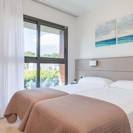 Apartamentos Royal Marina Gardens Castelldefels Exterior foto